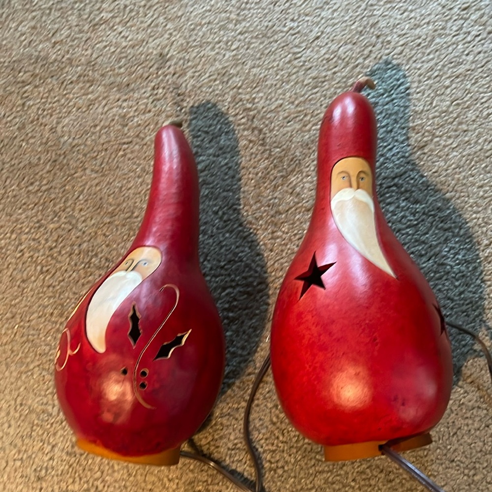 2 Meadowbrooke Gourds 12" Santa lighted